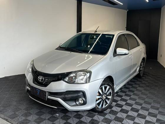 TOYOTA ETIOS 1.5 XLS SEDAN 16V FLEX 4P AUTOMÁTICO